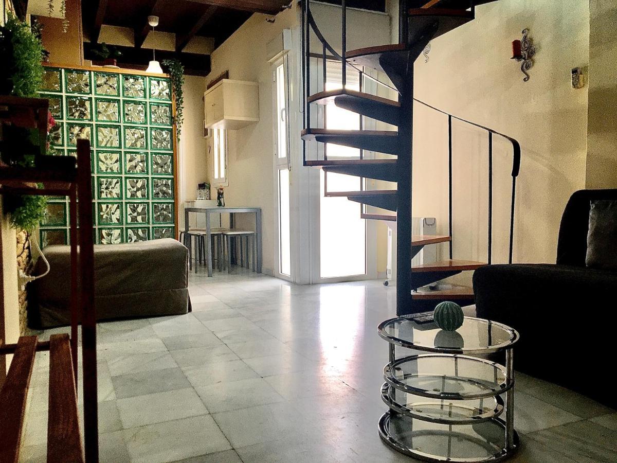 Sweet Triana Apartment Sevilla Bagian luar foto