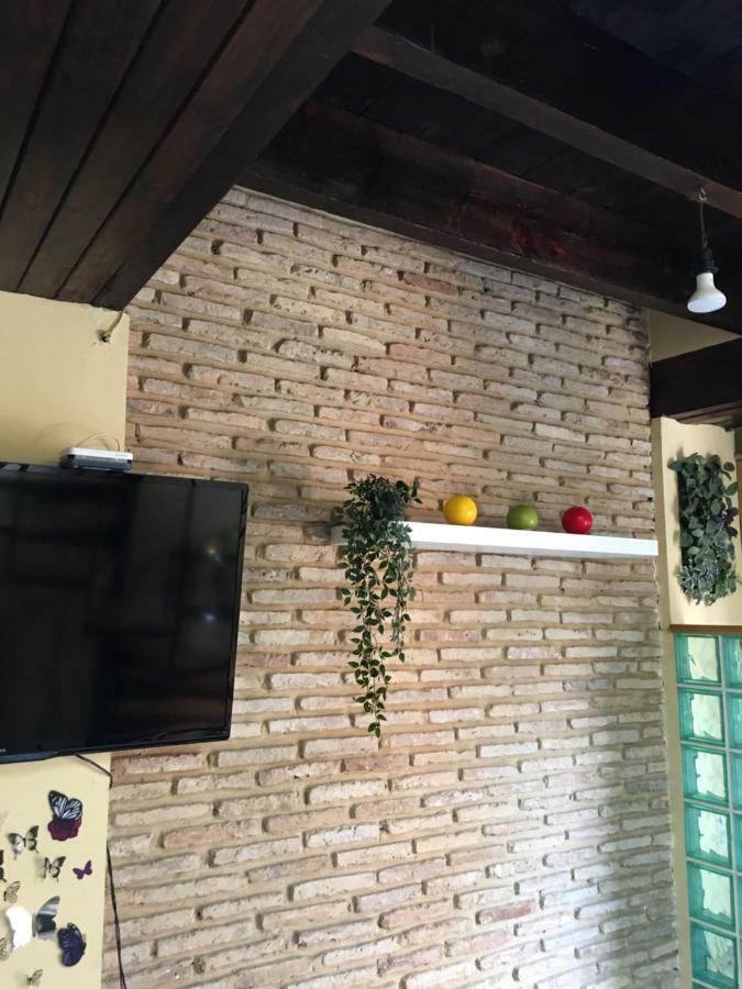 Sweet Triana Apartment Sevilla Bagian luar foto